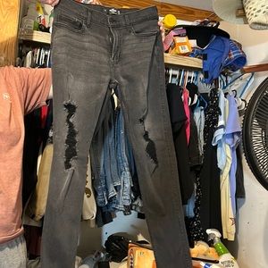 hollister men's ripped skinny jeans.